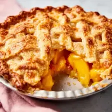 Fresh Peach Pie: 6 Cups of Amazing Summer Magic Recipe