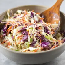 Refreshing Cabbage Salad with Yogurt Recipe