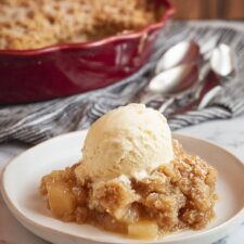 Autumn Spice Pear Cobbler Recipe