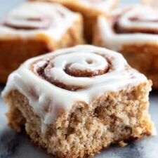 Cinnamon Roll Oatmeal Bakes Recipe