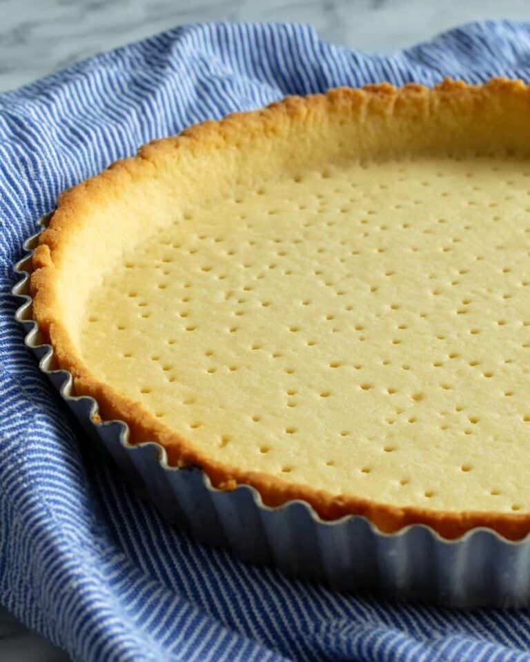 How to Make a Shortcrust Pastry Dough Recipe