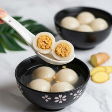 Peanut Tang Yuan in Sweet Ginger Soup Recipe
